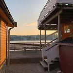 Panoramic Harbour View Apartment
